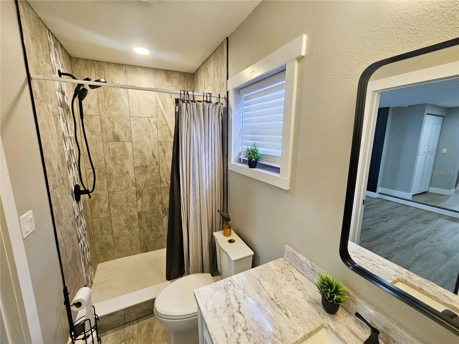 ELIZABETH COURT - Residential Lease