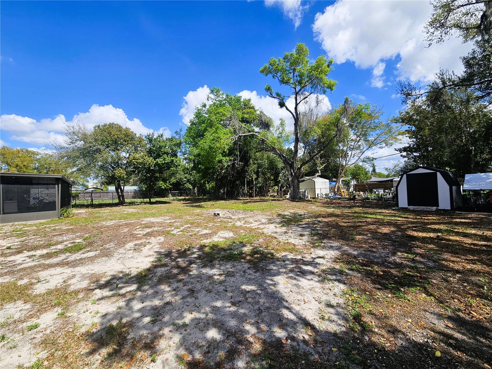 ELIZABETH COURT - Residential Lease