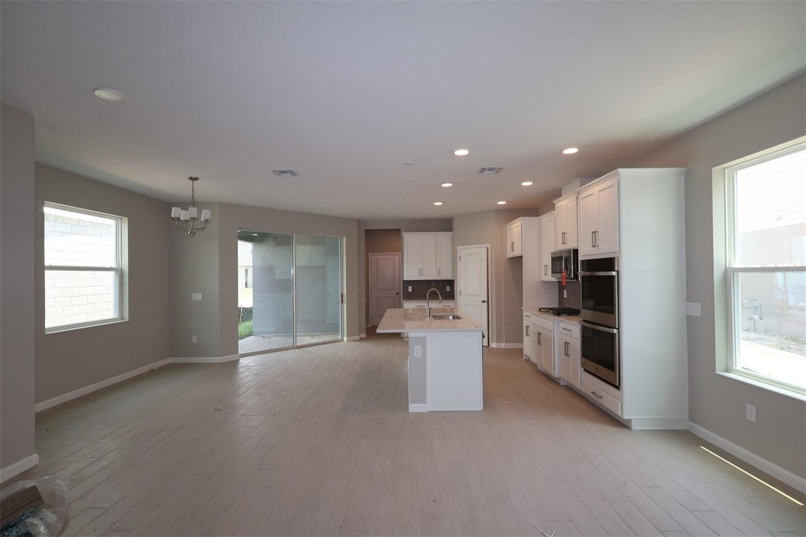 1359 LUMPINI STREET