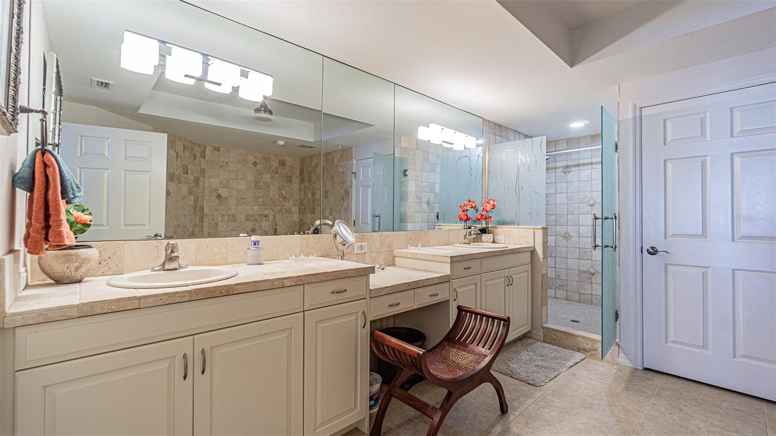 BELLA ROSA CONDOMINIUMS - Residential