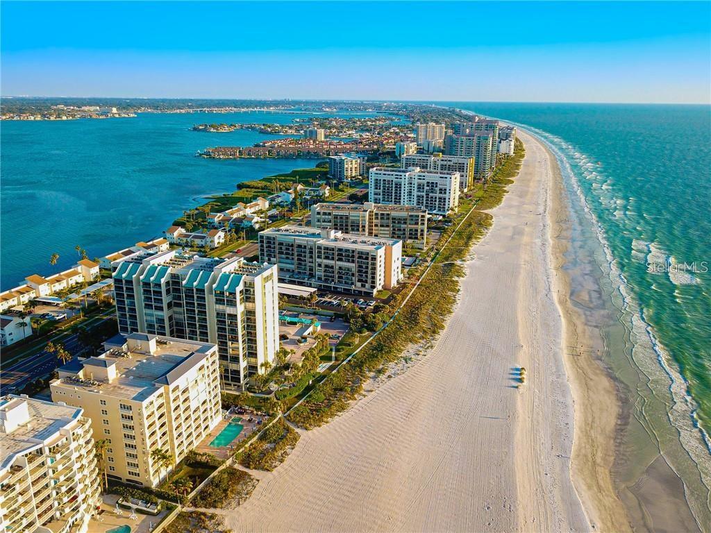 BELLA ROSA CONDOMINIUMS - Residential