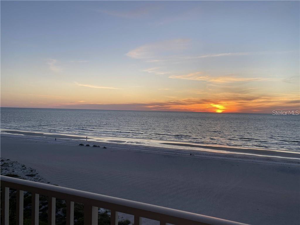 BELLA ROSA CONDOMINIUMS - Residential