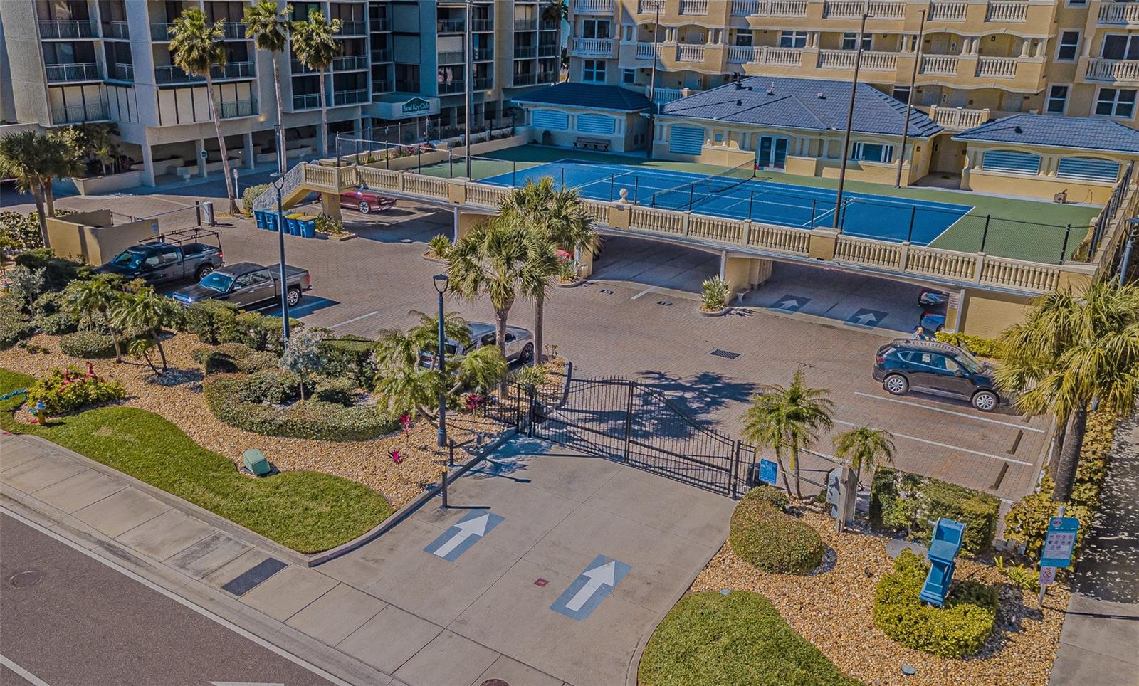 BELLA ROSA CONDOMINIUMS - Residential