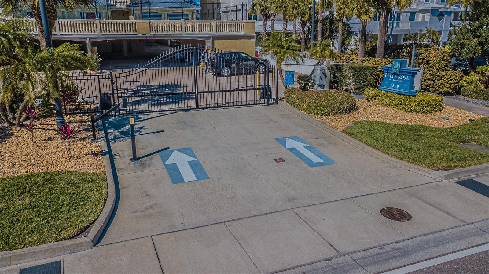 BELLA ROSA CONDOMINIUMS - Residential