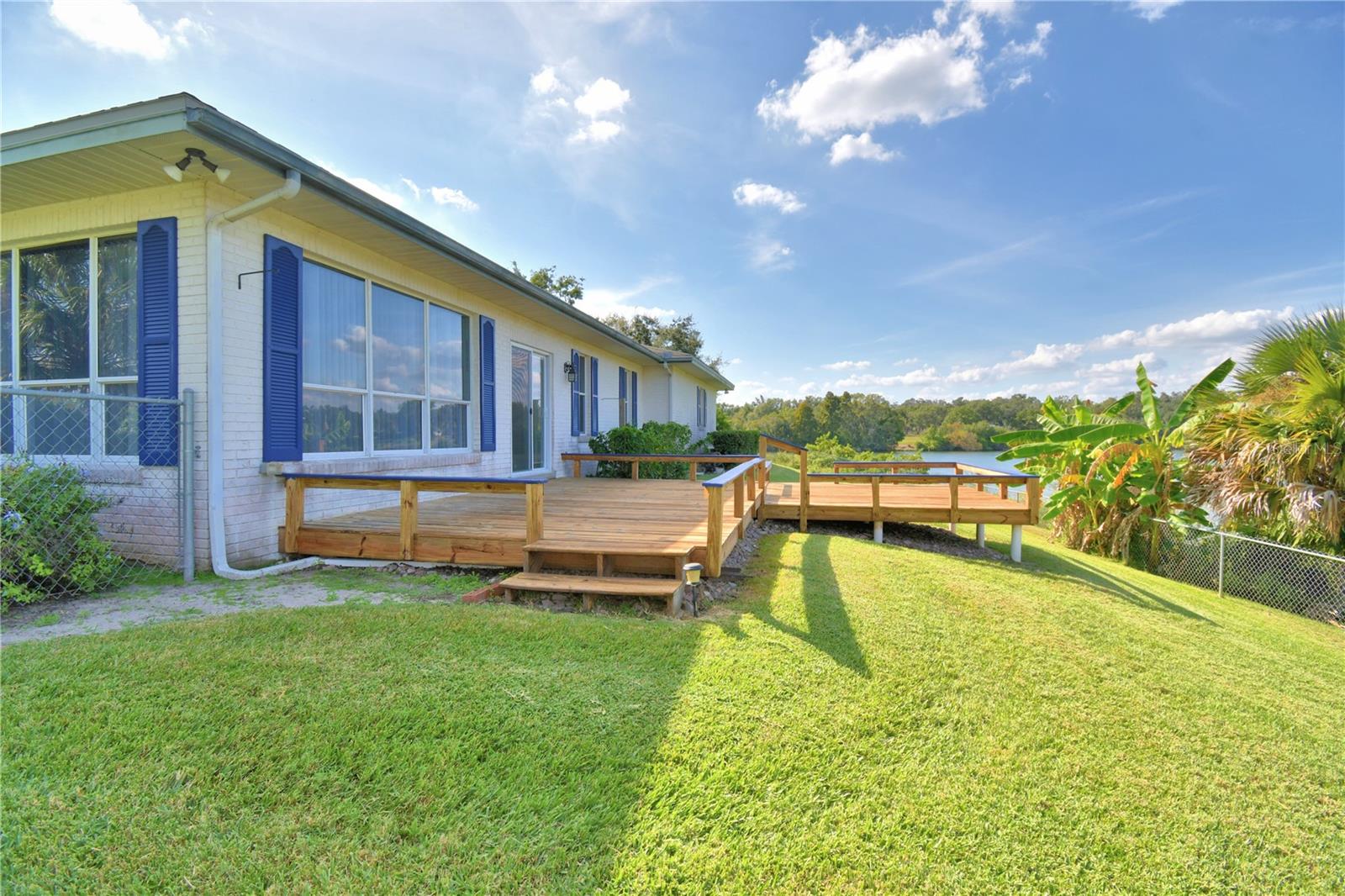 PARKVIEW LAKE ESTATES - Residential