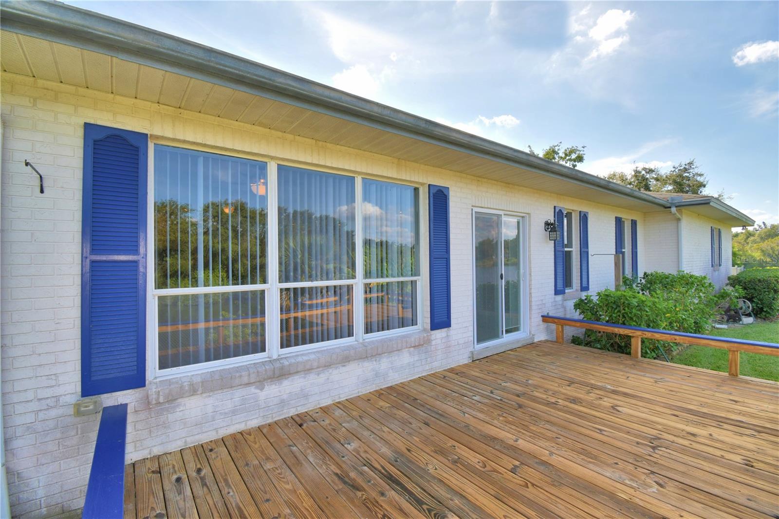 PARKVIEW LAKE ESTATES - Residential