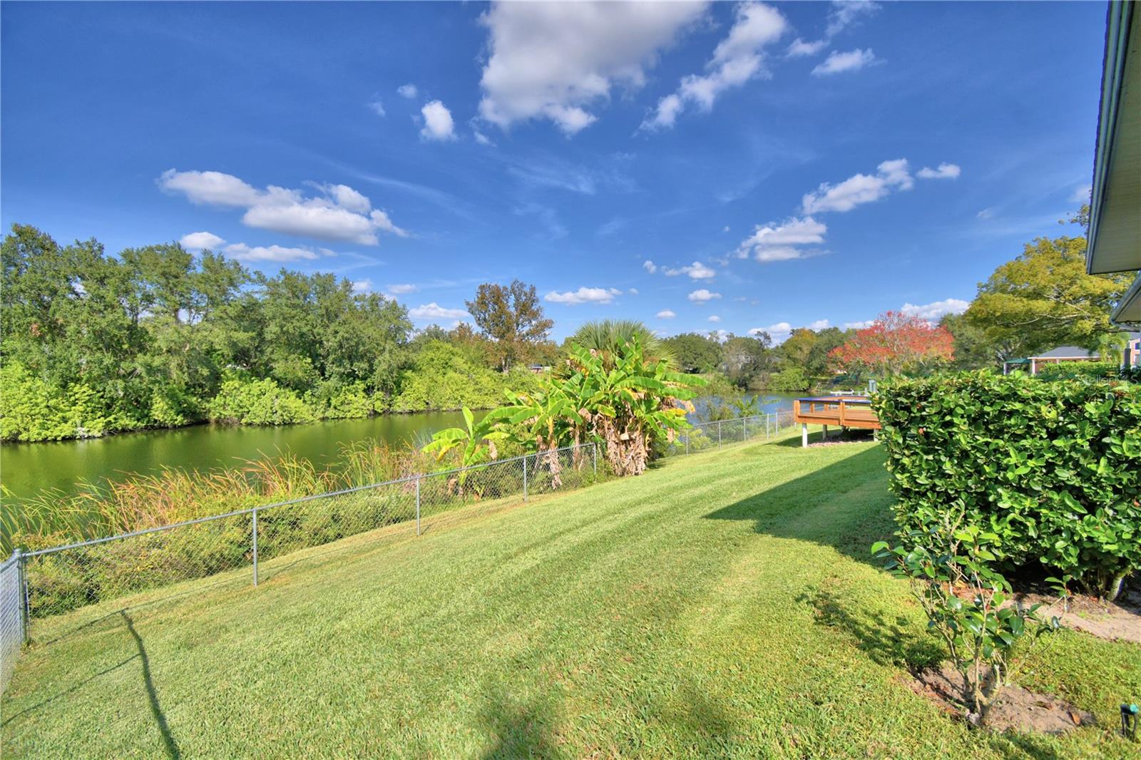 PARKVIEW LAKE ESTATES - Residential