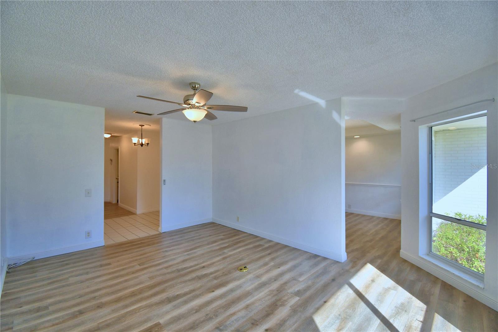 PARKVIEW LAKE ESTATES - Residential