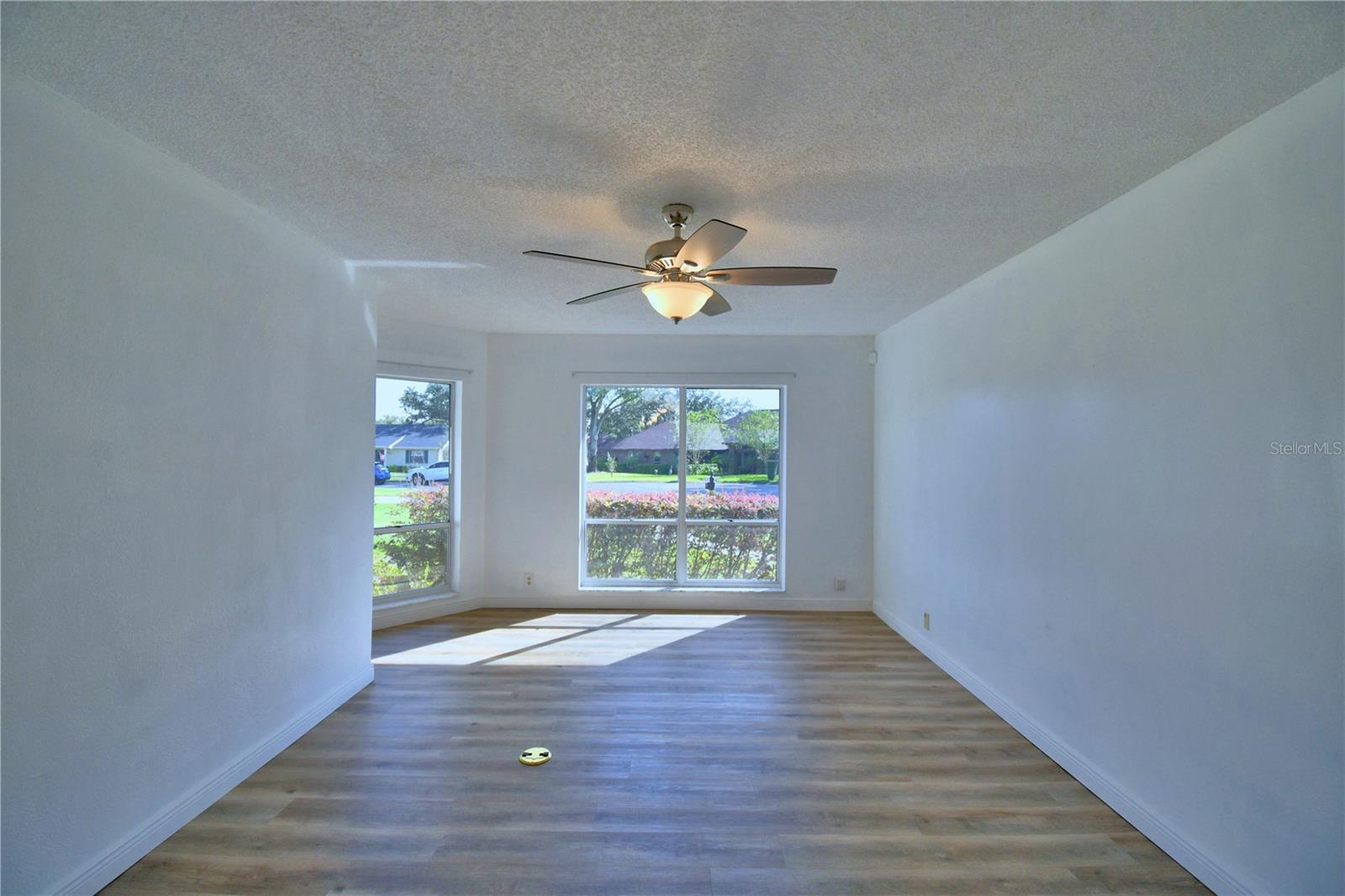 PARKVIEW LAKE ESTATES - Residential