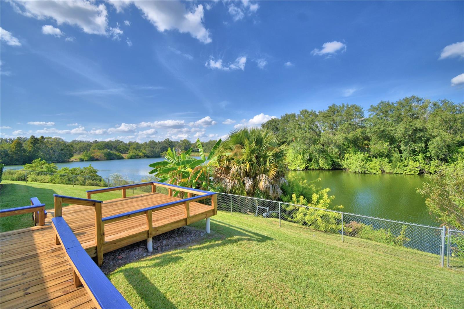 PARKVIEW LAKE ESTATES - Residential