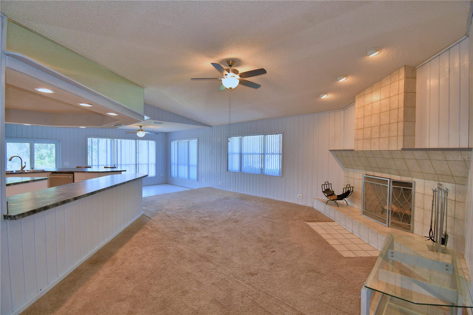 PARKVIEW LAKE ESTATES - Residential