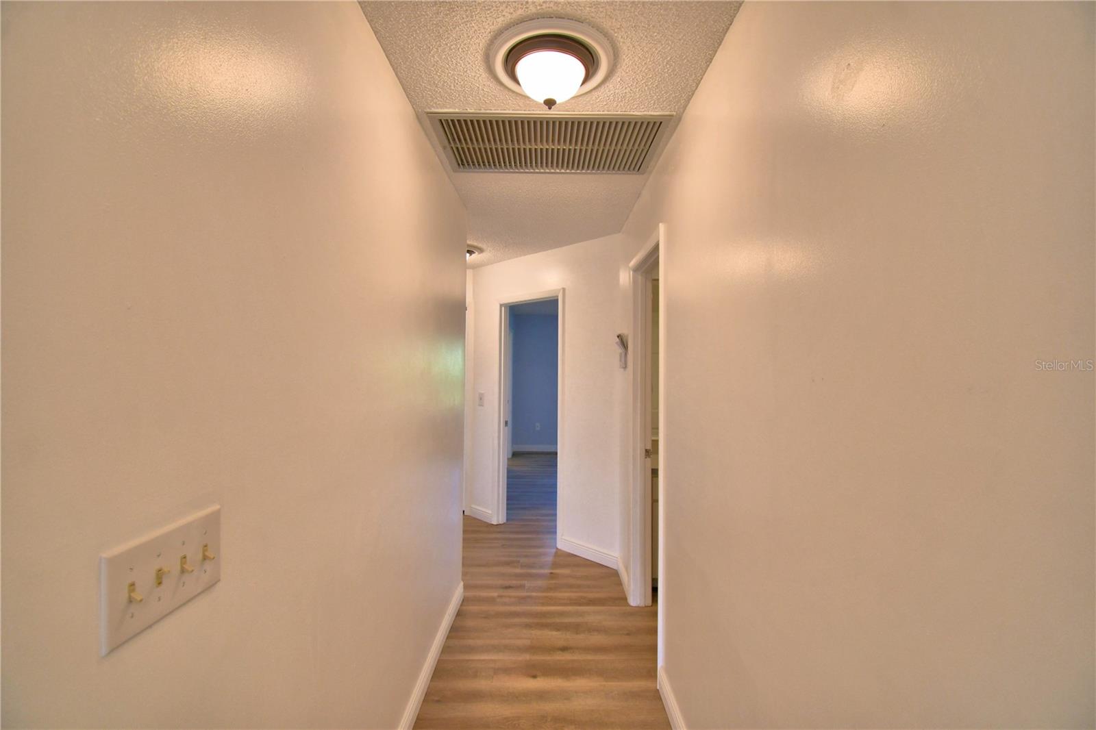 PARKVIEW LAKE ESTATES - Residential