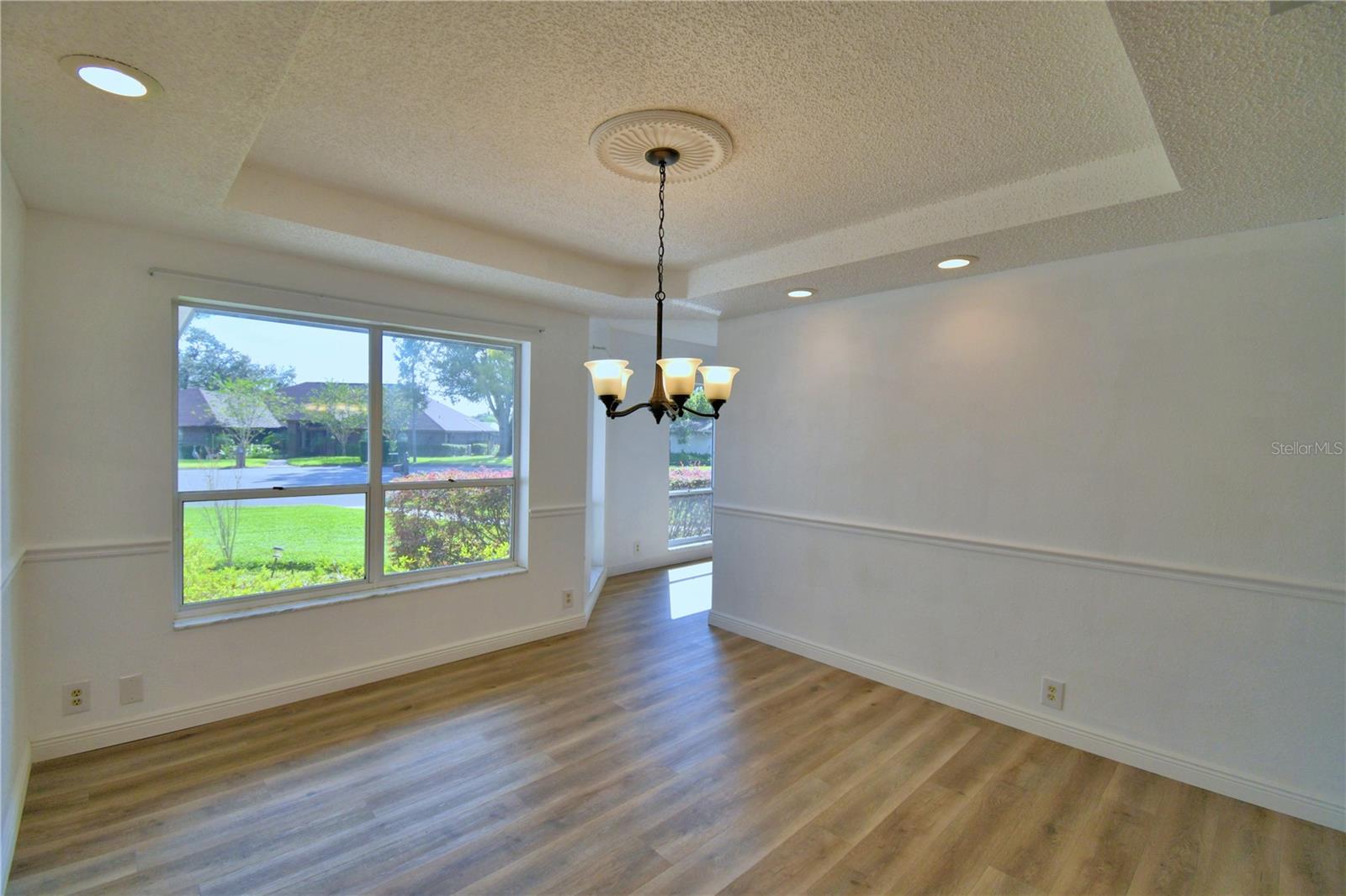 PARKVIEW LAKE ESTATES - Residential