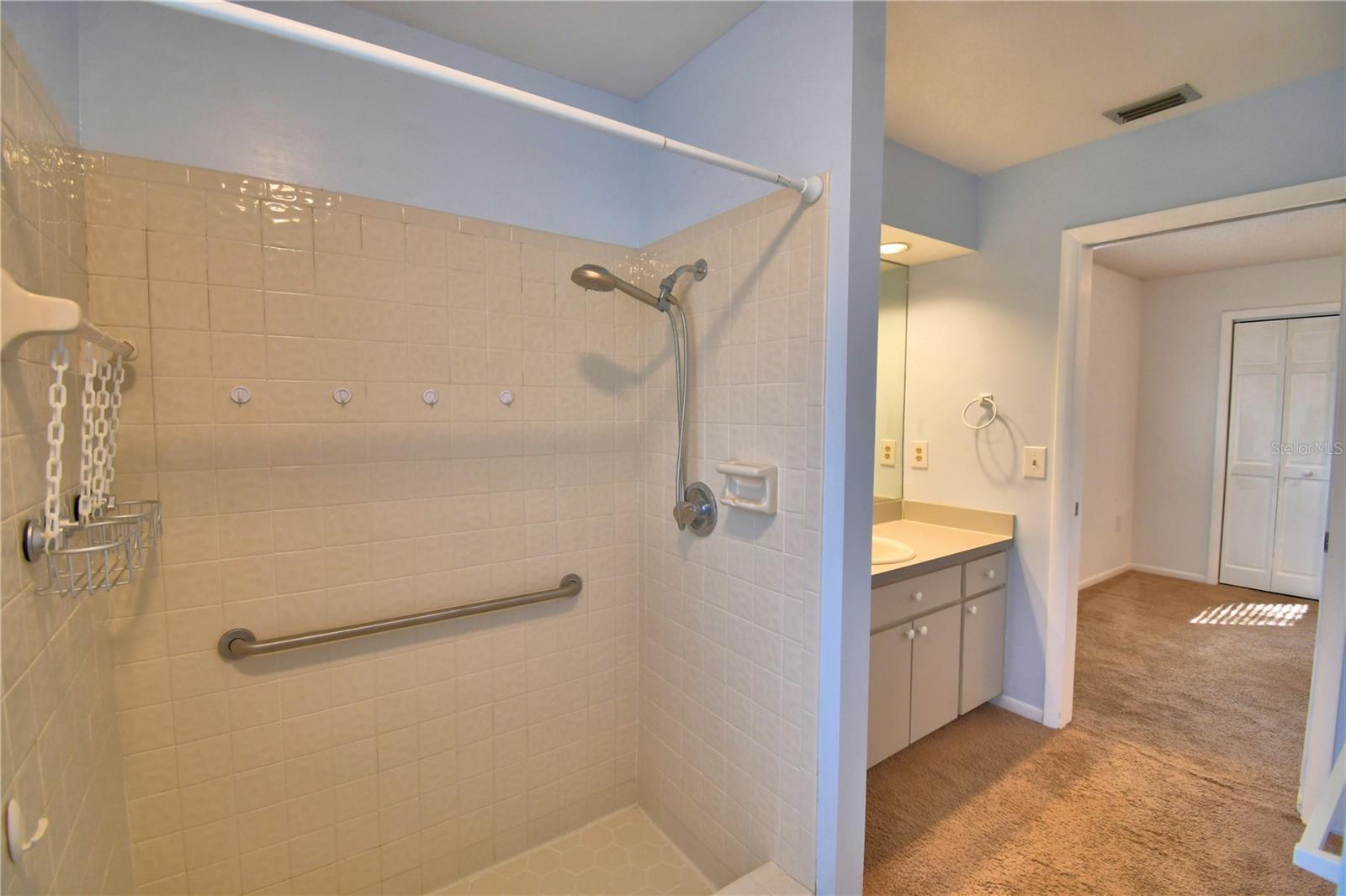 PARKVIEW LAKE ESTATES - Residential