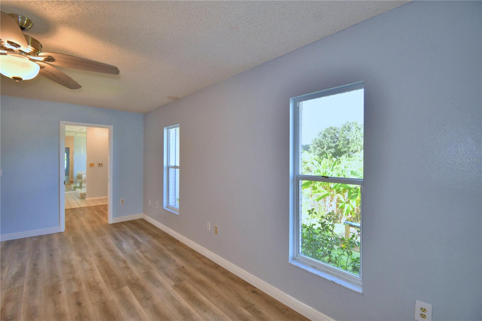 PARKVIEW LAKE ESTATES - Residential