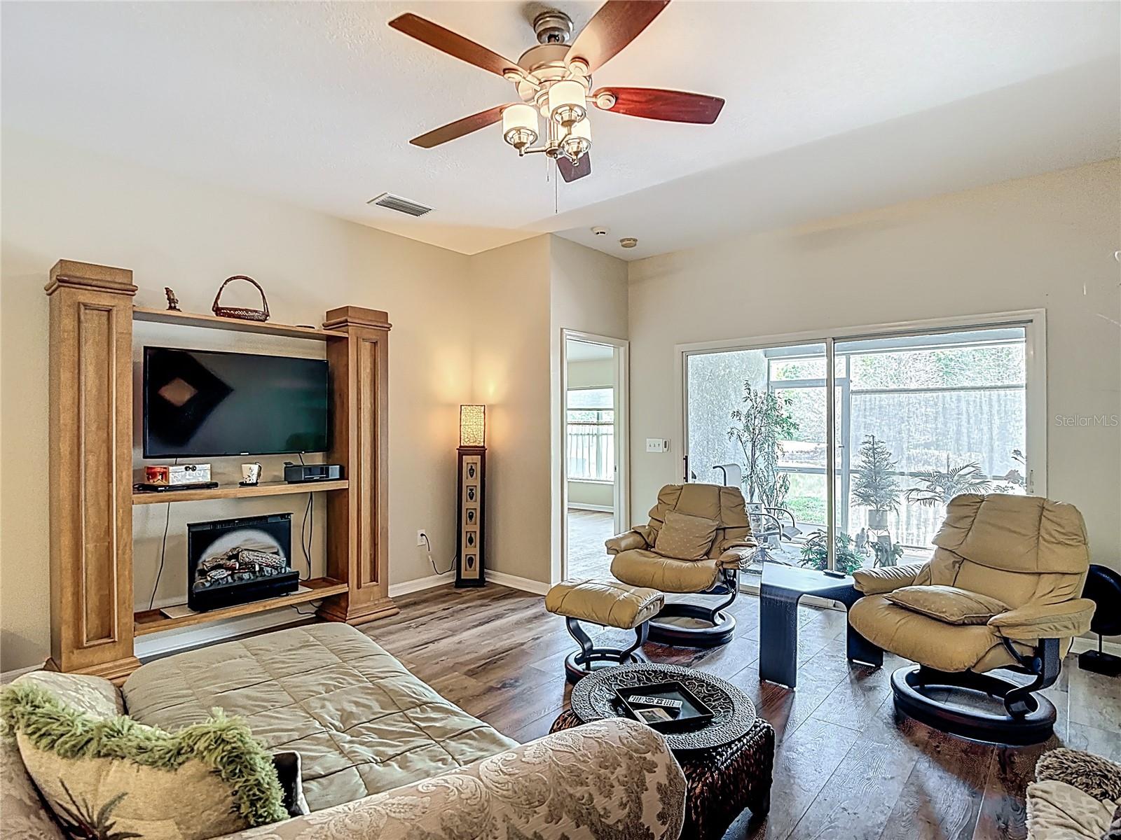 MEADOW POINTE 03 - Residential