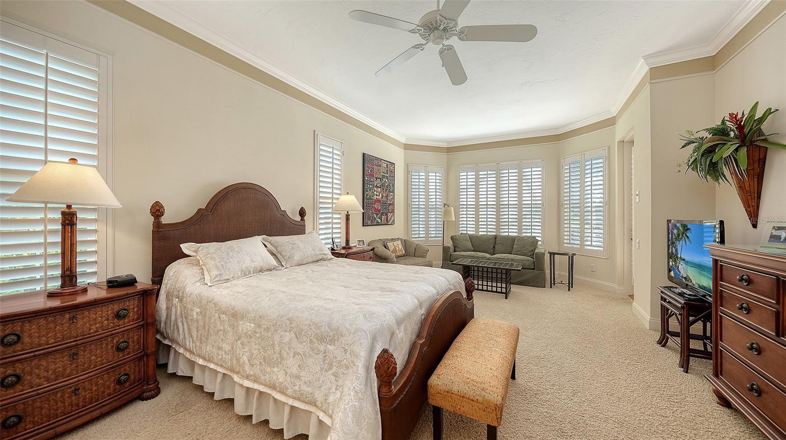 SILVER OAKS - Residential