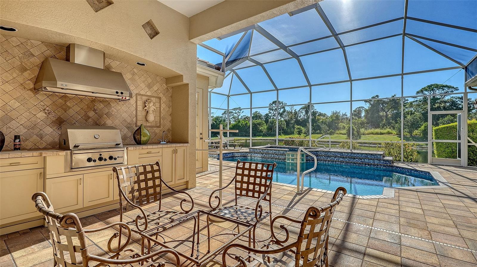 SILVER OAKS - Residential