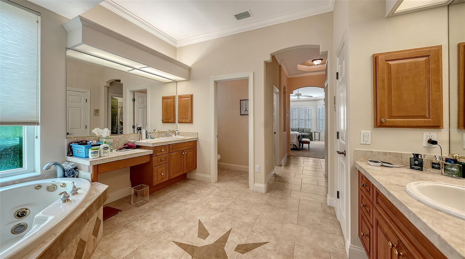 SILVER OAKS - Residential