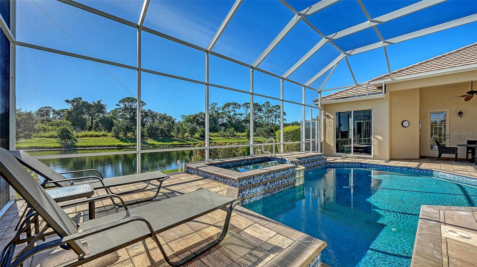 SILVER OAKS - Residential