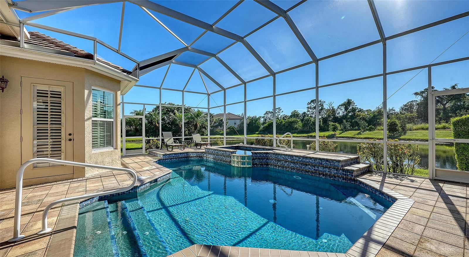 SILVER OAKS - Residential