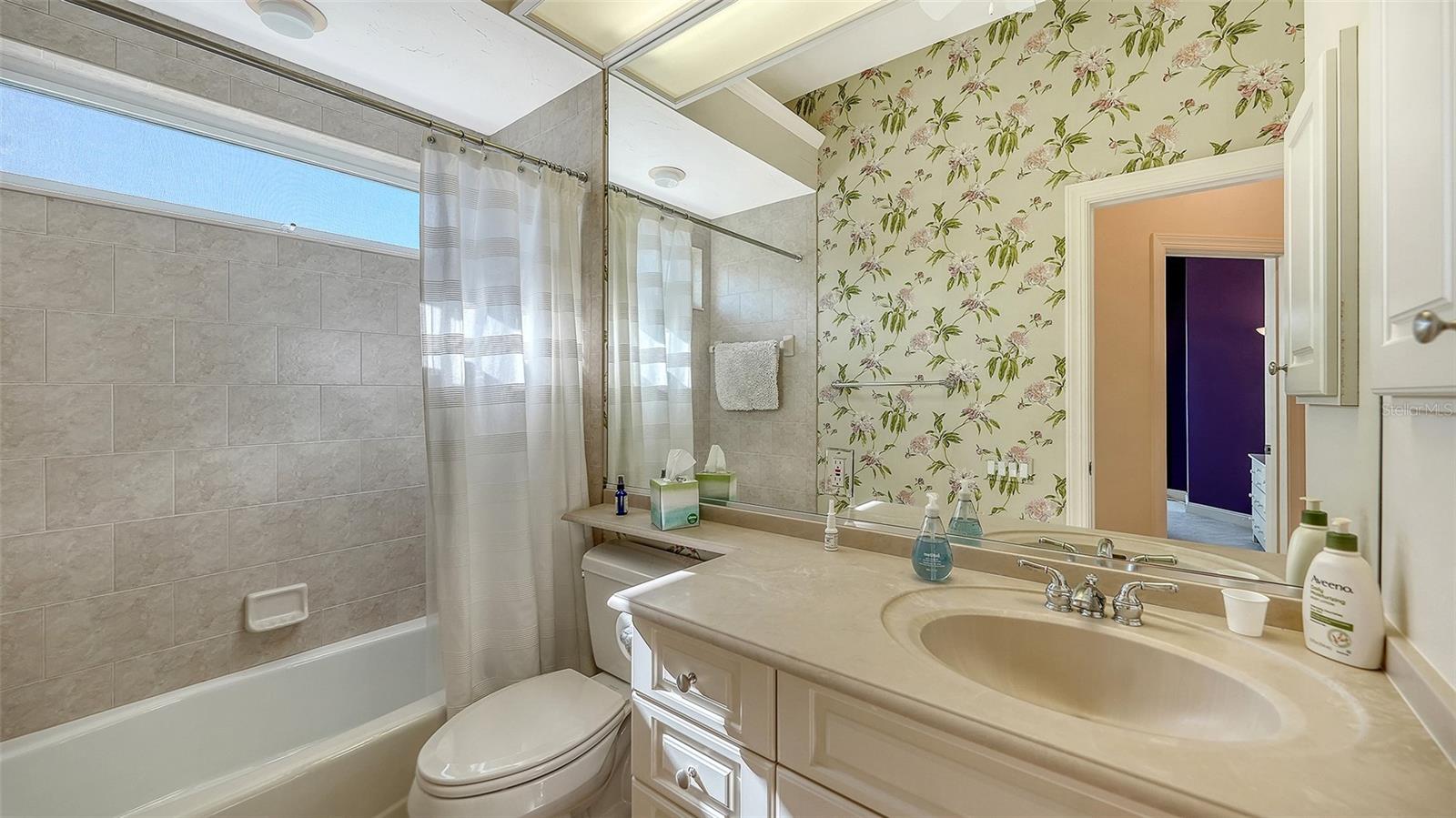 SILVER OAKS - Residential