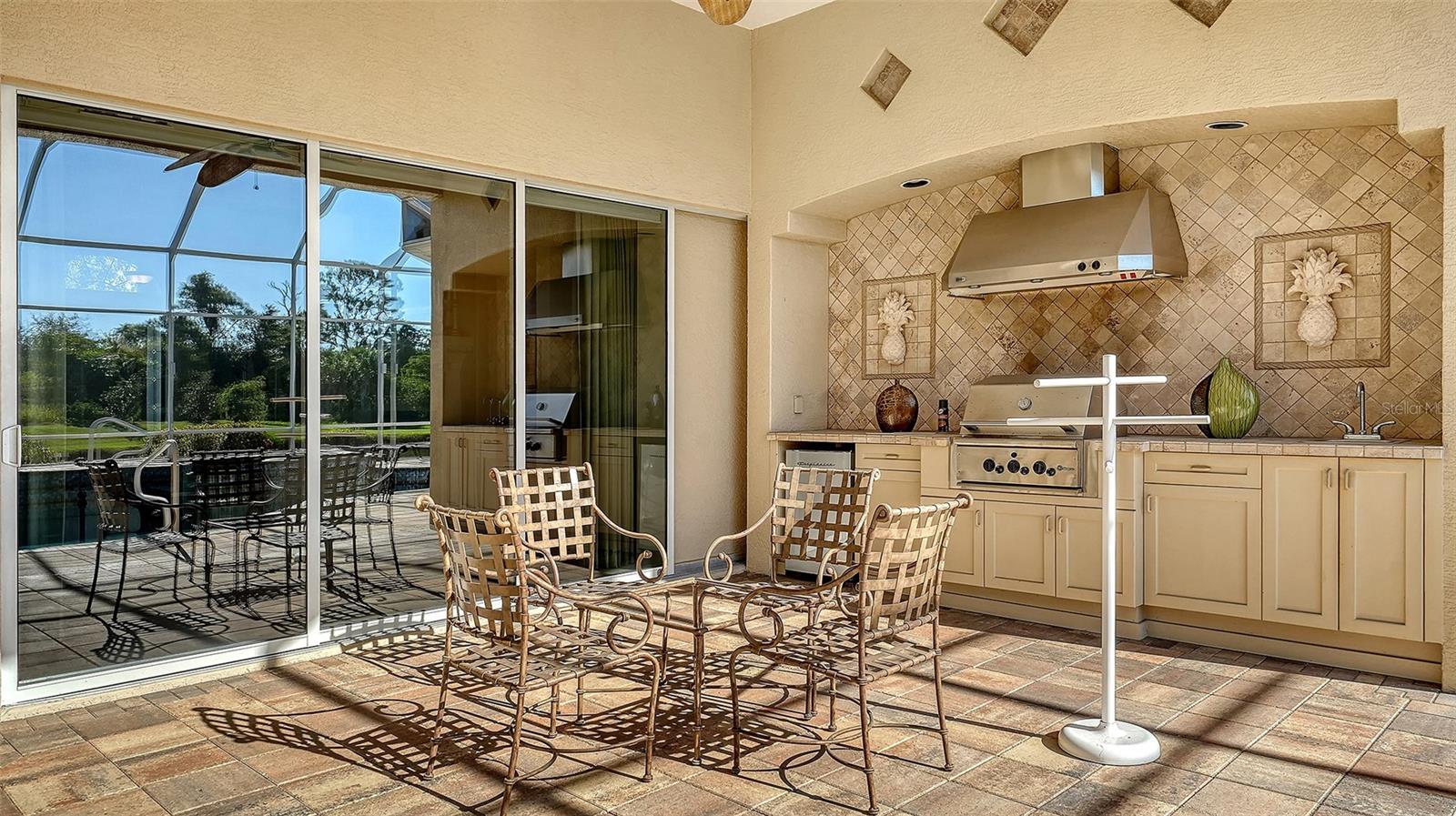 SILVER OAKS - Residential