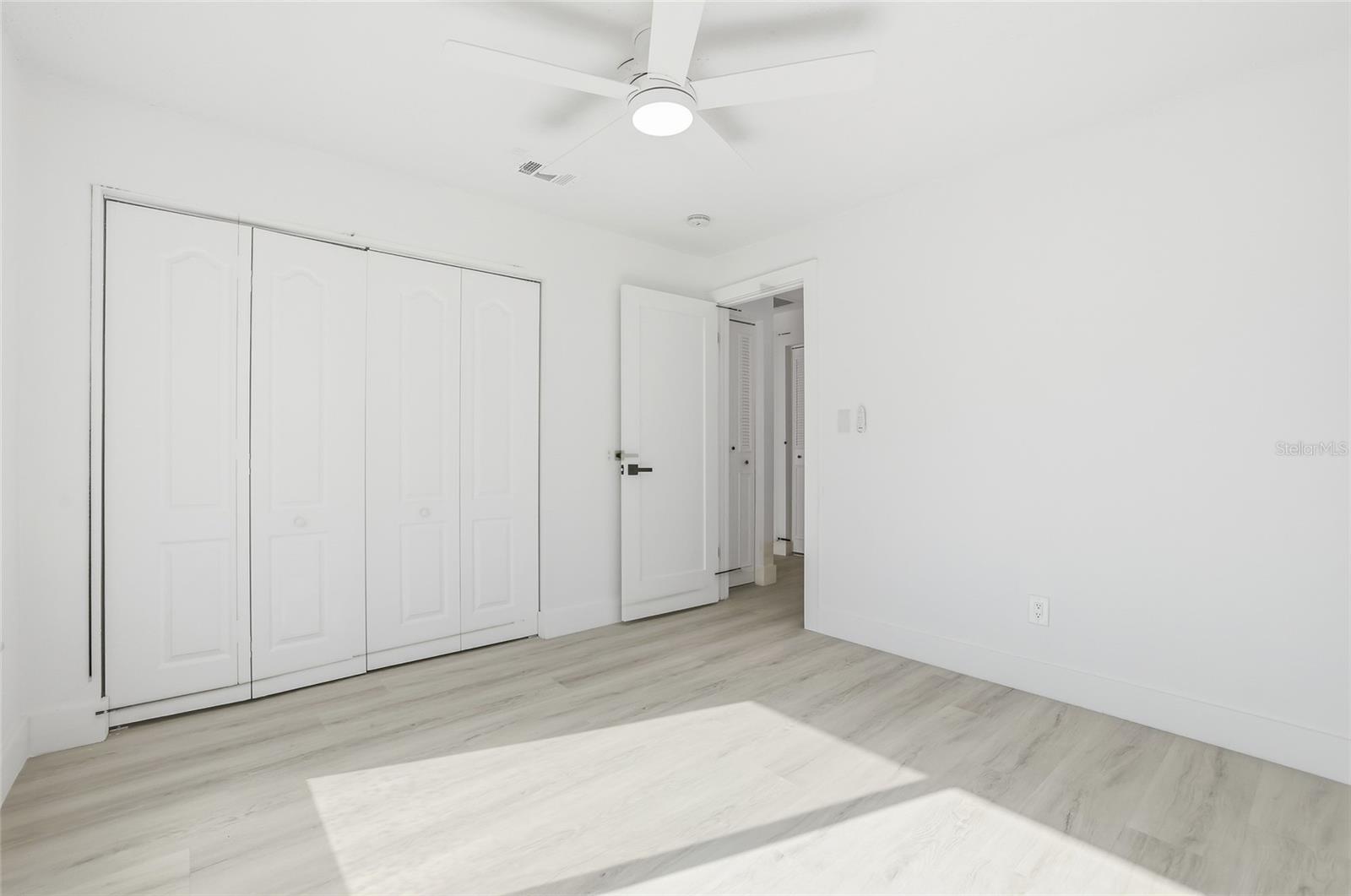 BONNIE BAY UNIT ONE - Residential