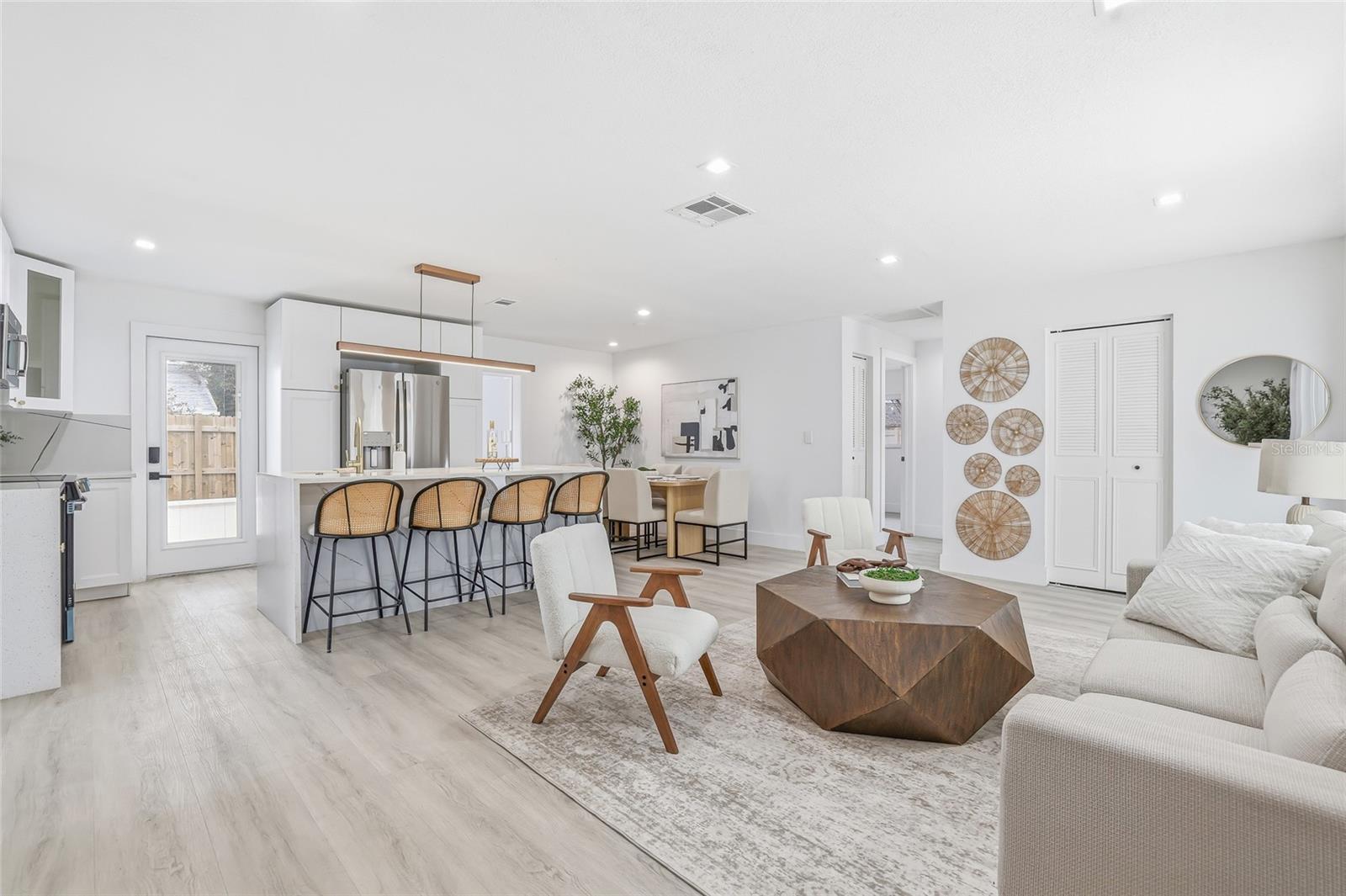 BONNIE BAY UNIT ONE - Residential