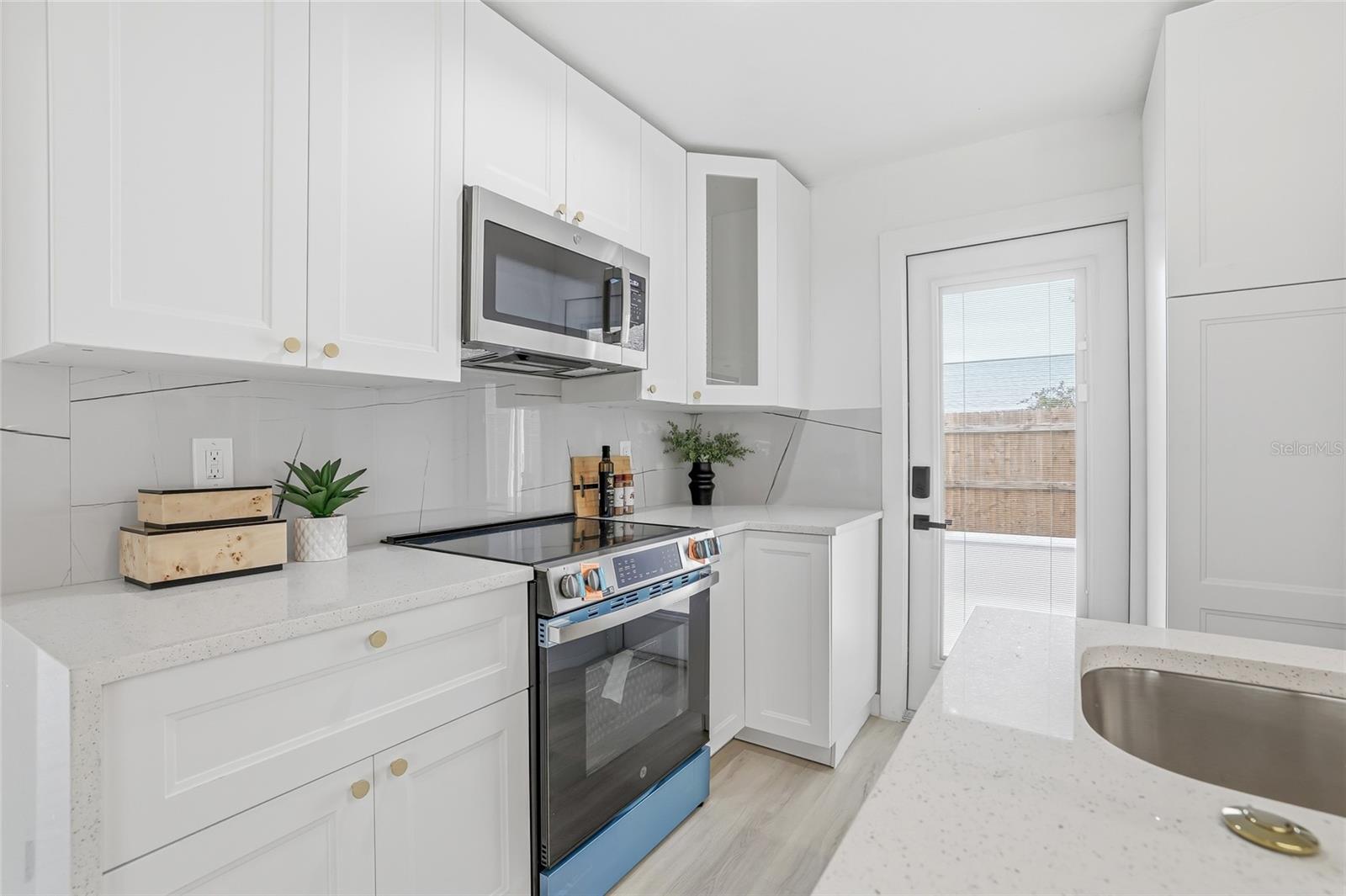 BONNIE BAY UNIT ONE - Residential