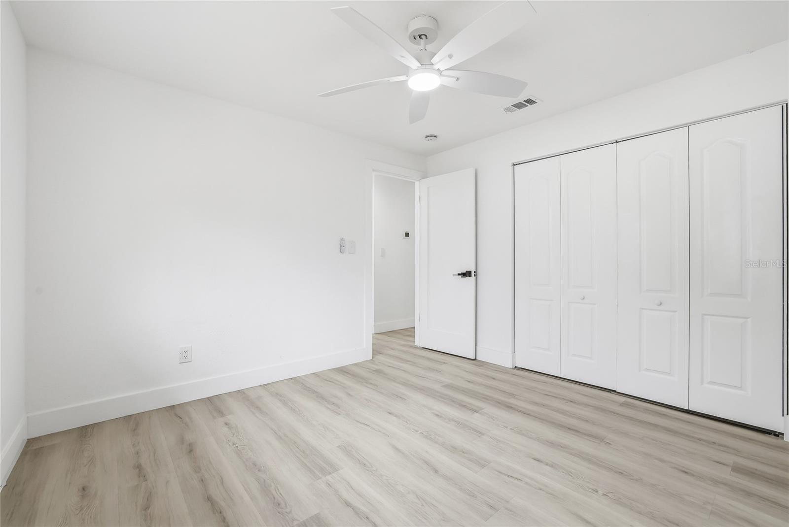 BONNIE BAY UNIT ONE - Residential