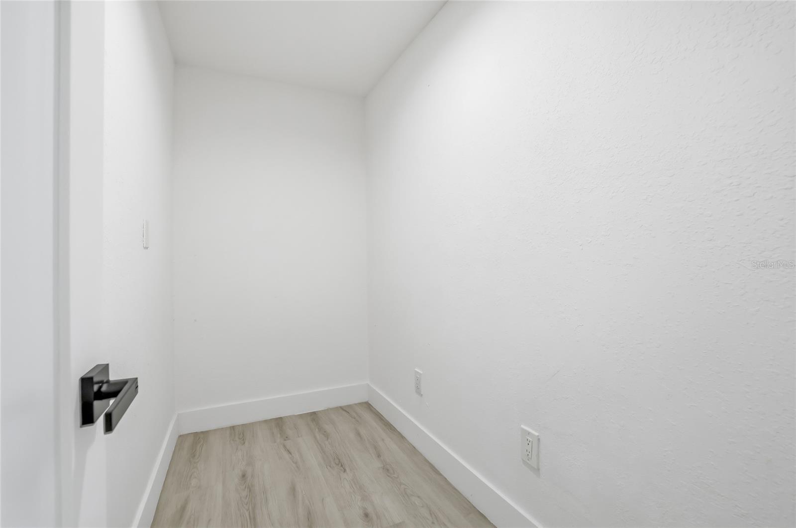 BONNIE BAY UNIT ONE - Residential