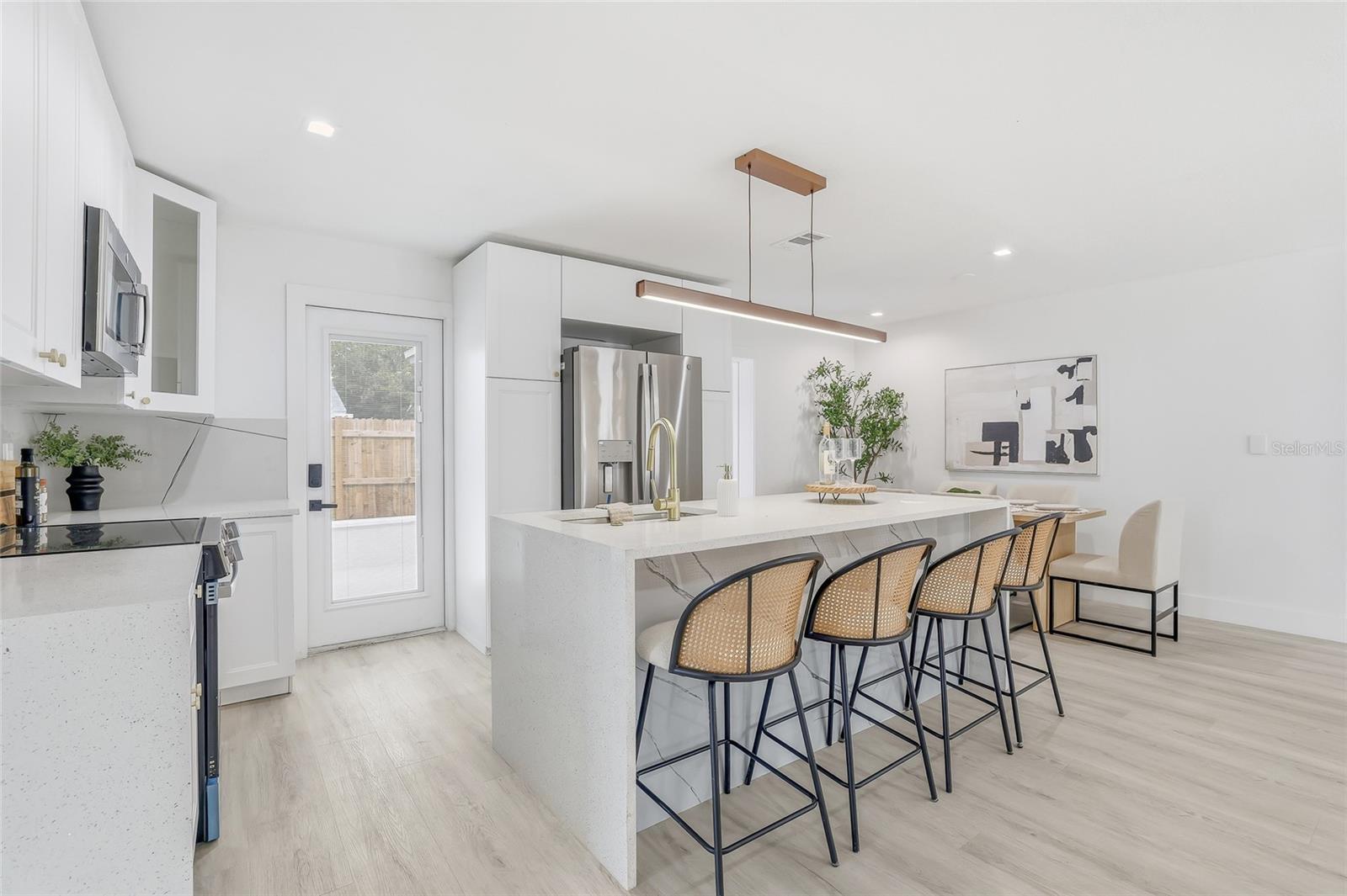 BONNIE BAY UNIT ONE - Residential