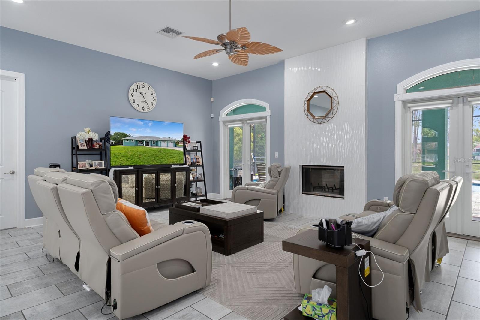 SPRING HILL - Residential