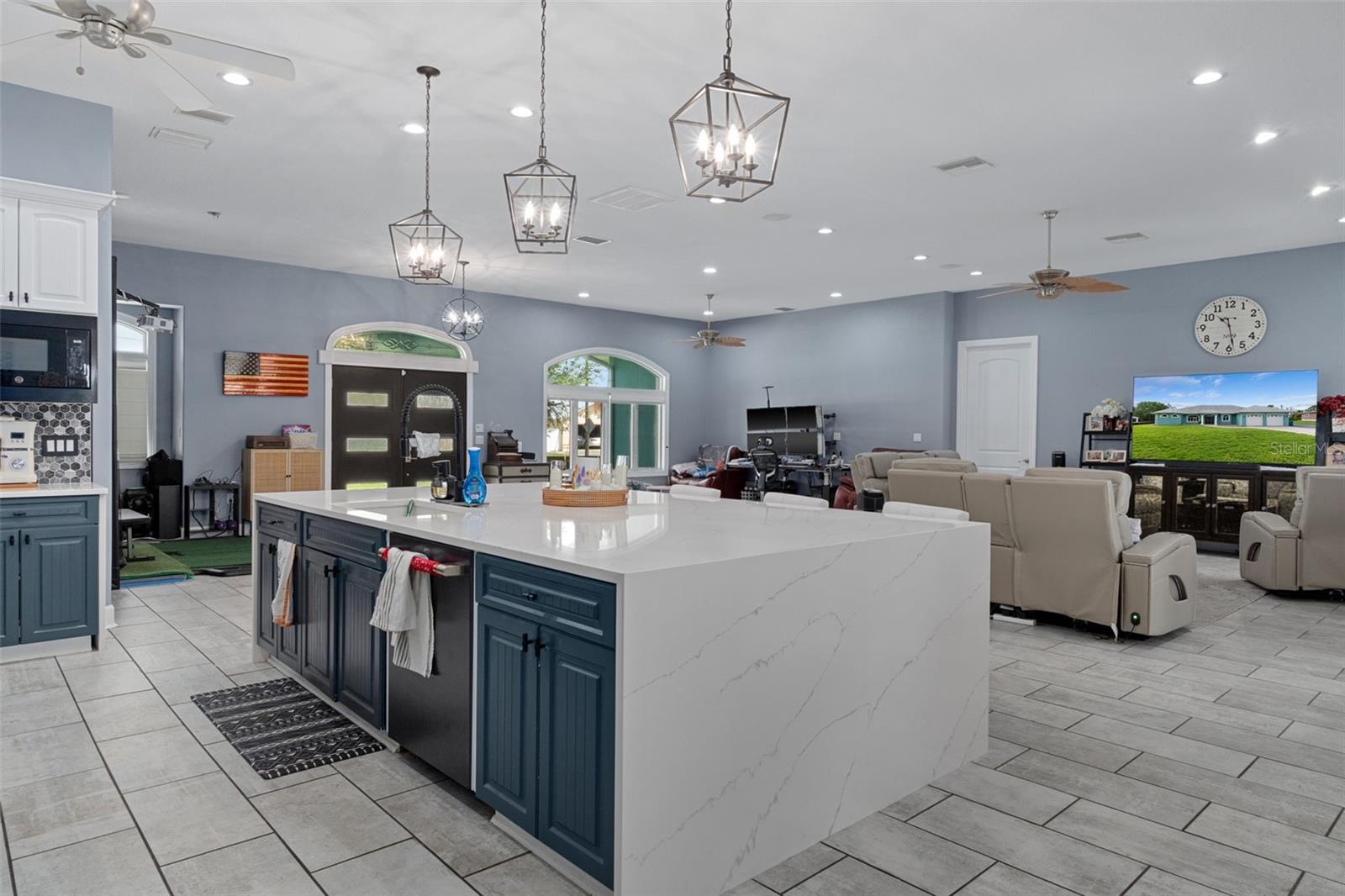 SPRING HILL - Residential