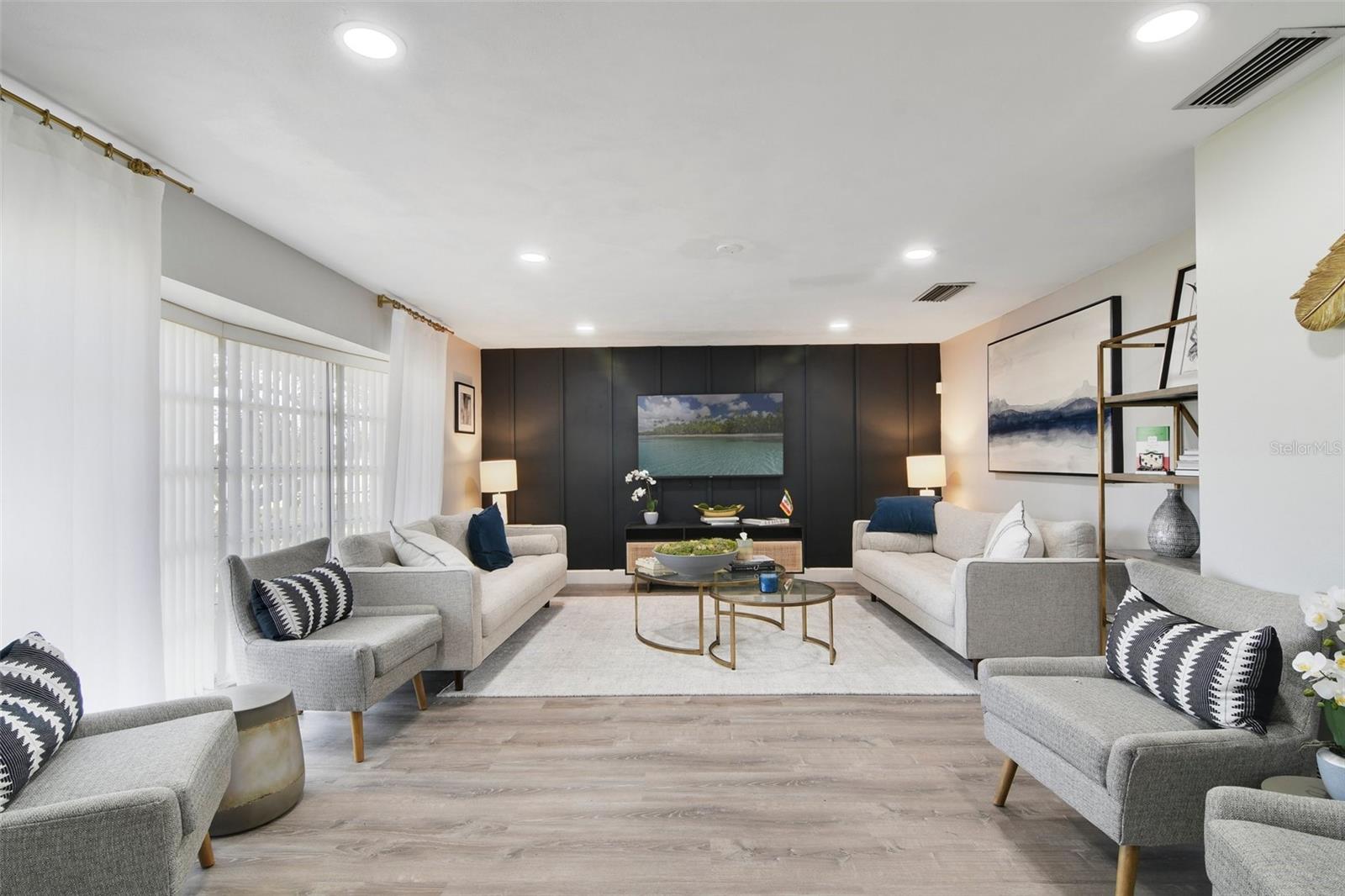 NO SUBDIVISION - Residential