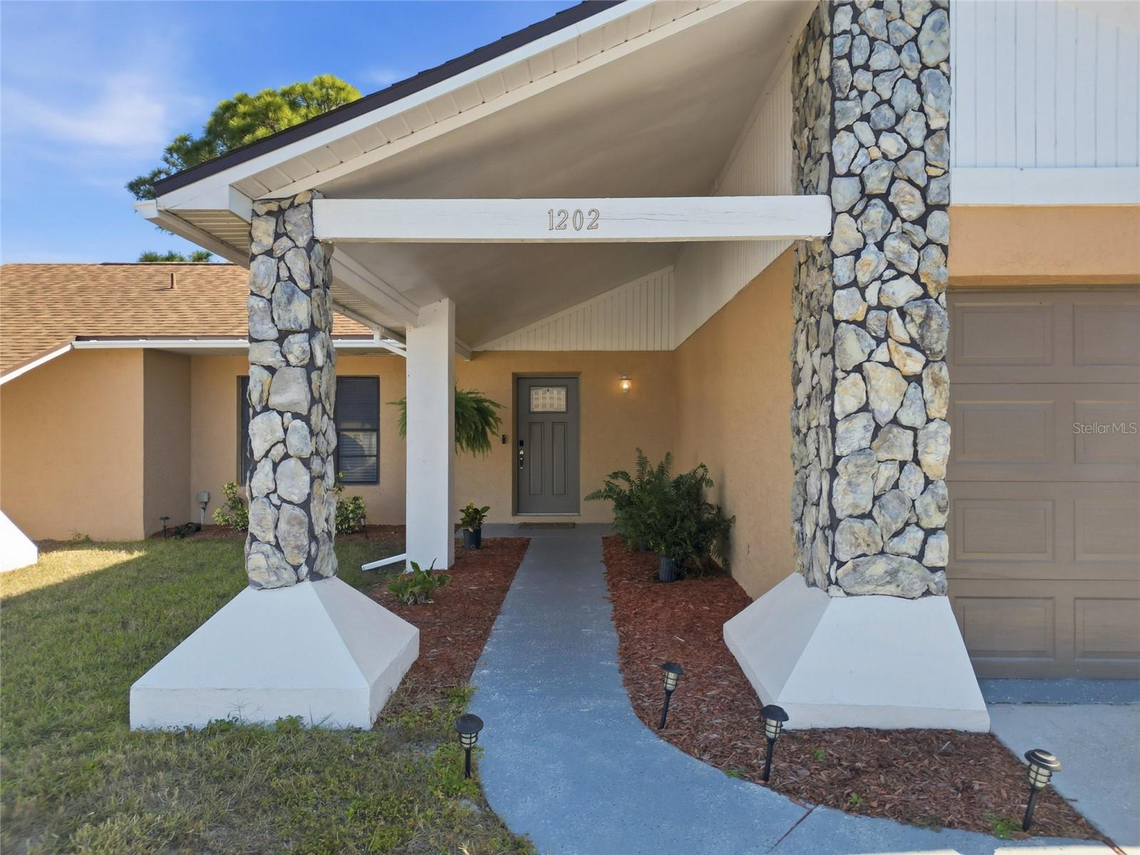 HOLIDAY LAKES WEST - Residential