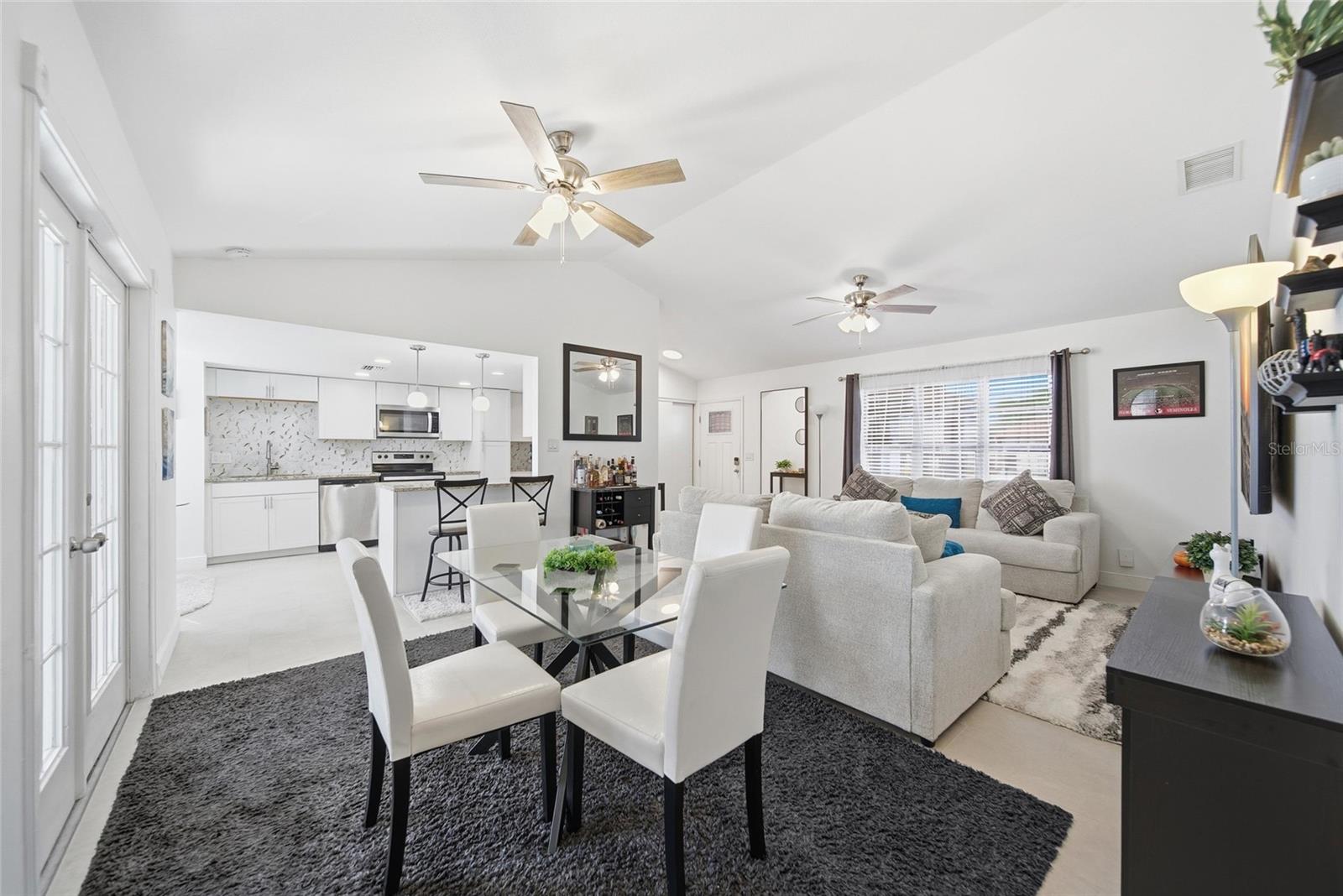 HOLIDAY LAKES WEST - Residential