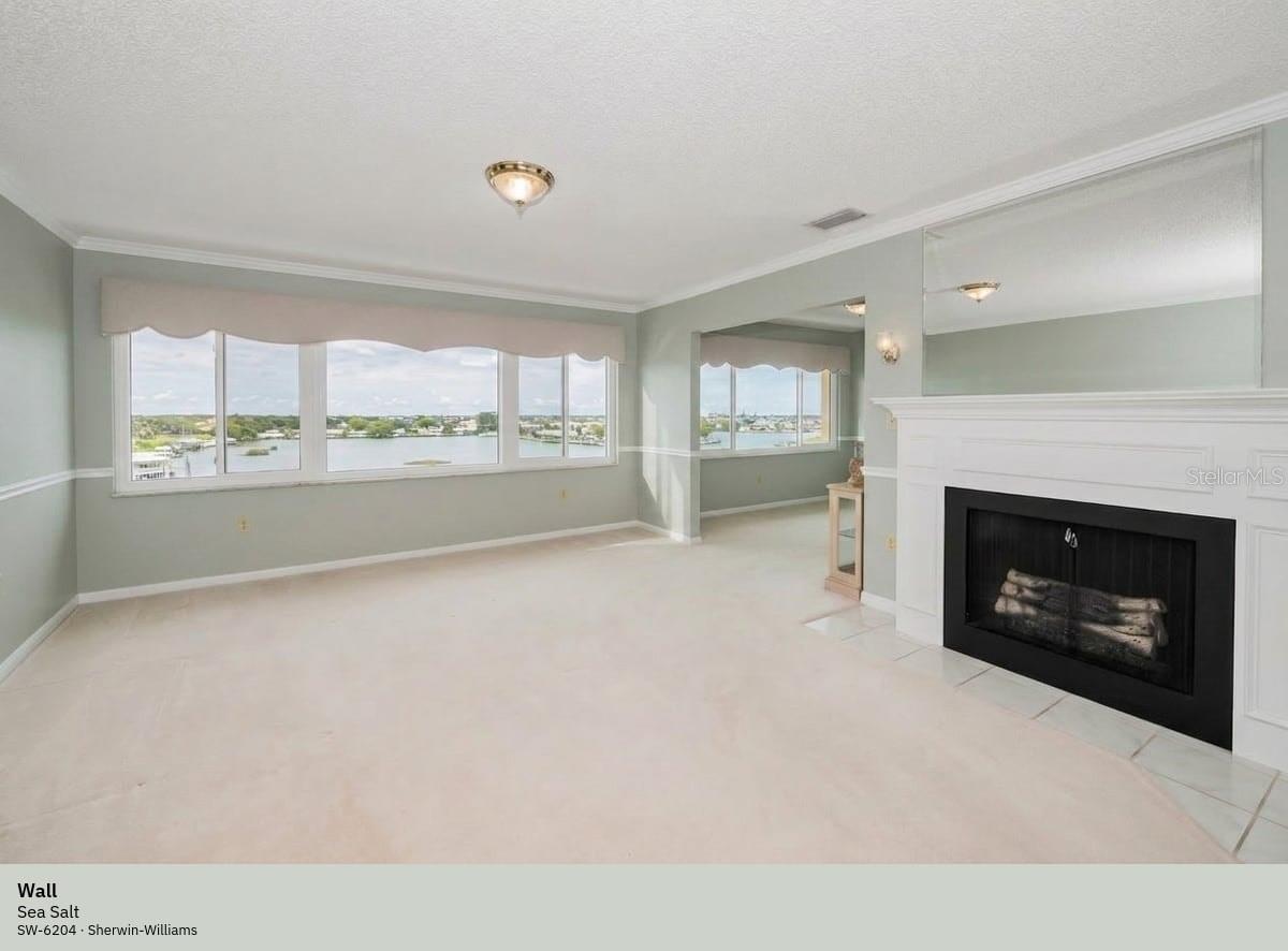 HARBOUR CLUB CONDO NO 3INC - Residential