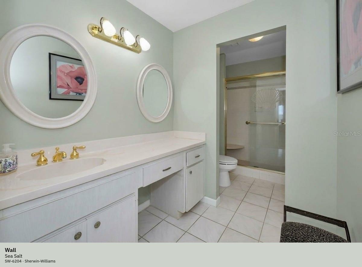 HARBOUR CLUB CONDO NO 3INC - Residential