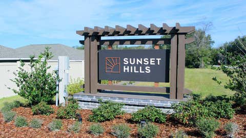 Tiny photo for 10182 SE 158th Lane, Summerfield, FL 34491 (MLS # OM729535)