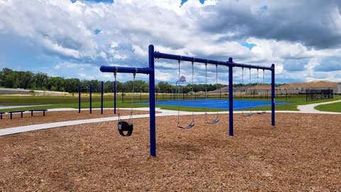 Tiny photo for 10182 SE 158th Lane, Summerfield, FL 34491 (MLS # OM729535)
