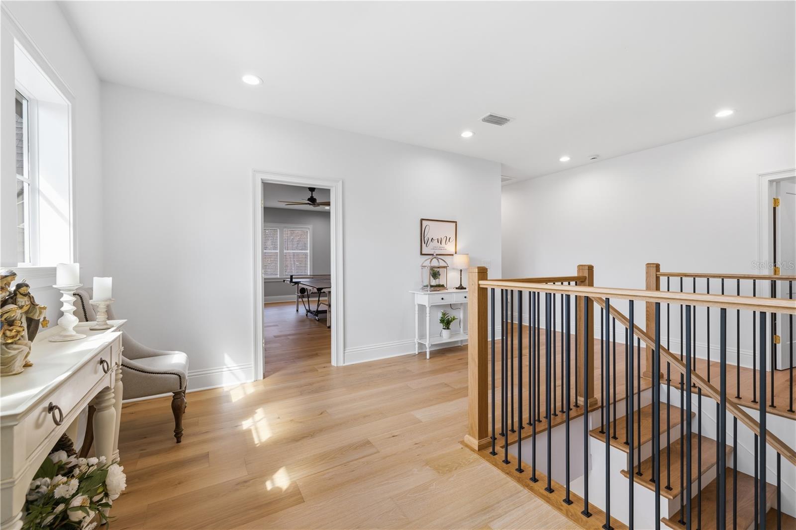 SUBURB ROYAL - Residential