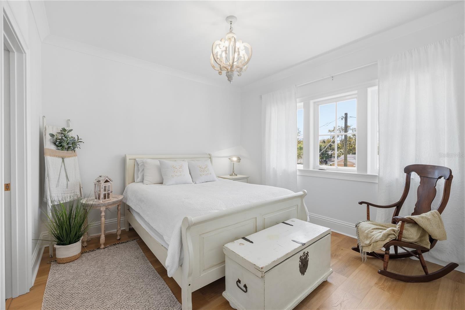 SUBURB ROYAL - Residential