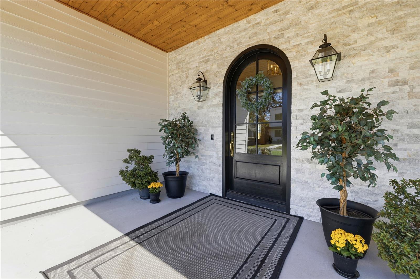 SUBURB ROYAL - Residential