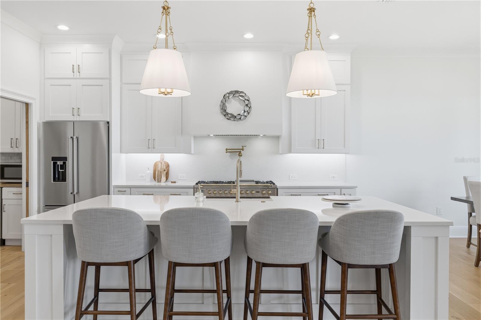 SUBURB ROYAL - Residential