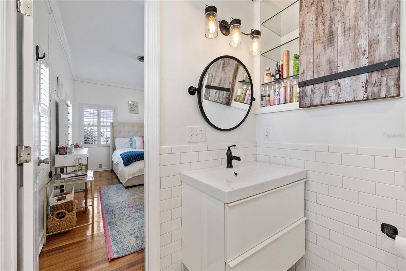 WOODFIELDS UN 02 - Residential