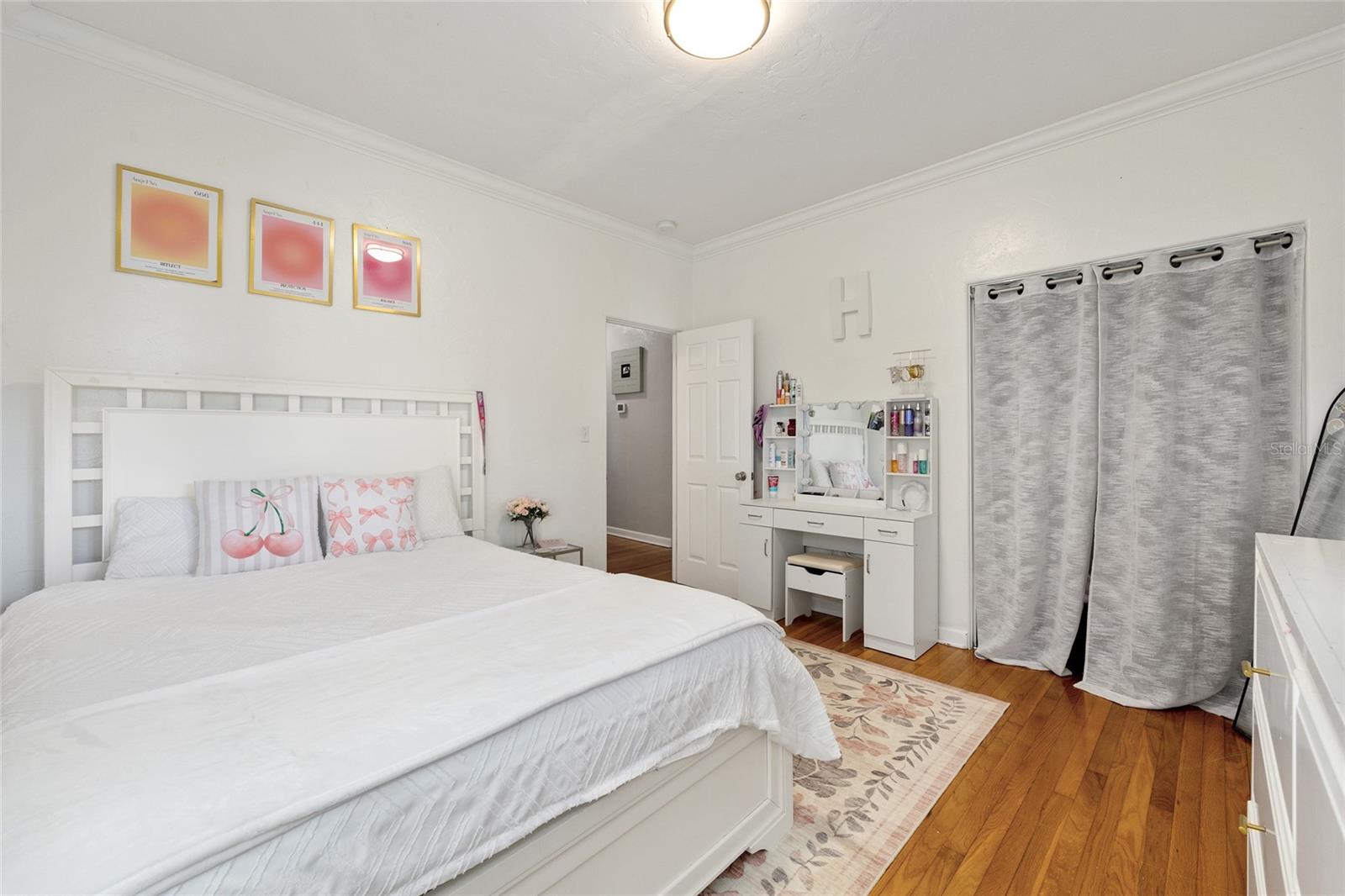 WOODFIELDS UN 02 - Residential