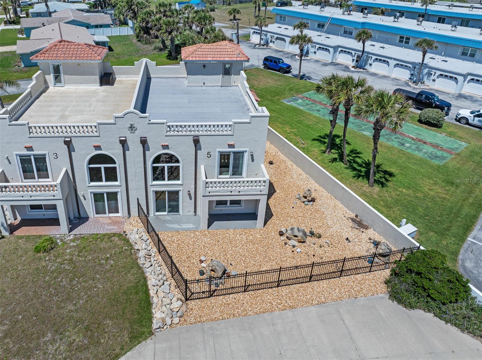 OCEANSIDE ESTATES - Residential