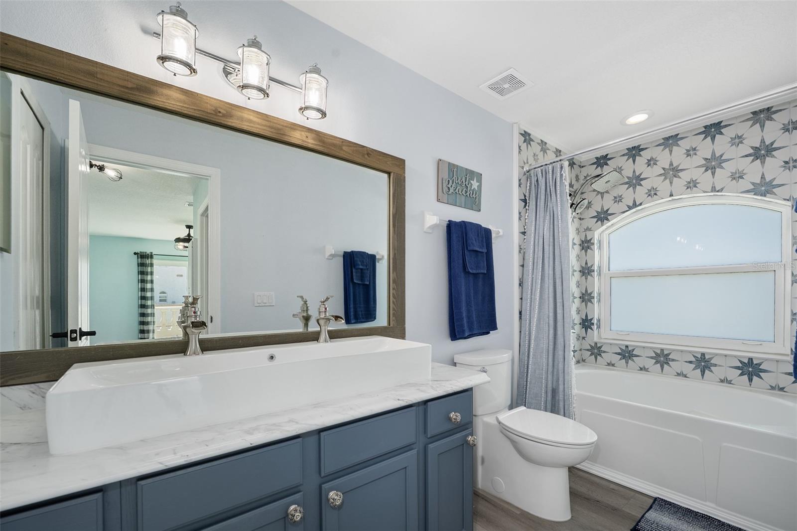 OCEANSIDE ESTATES - Residential